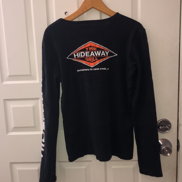 4️⃣ FOR $🔟! THE HIDEAWAY GRILL LONG SLEEVE TEE - Picture 3 of 7